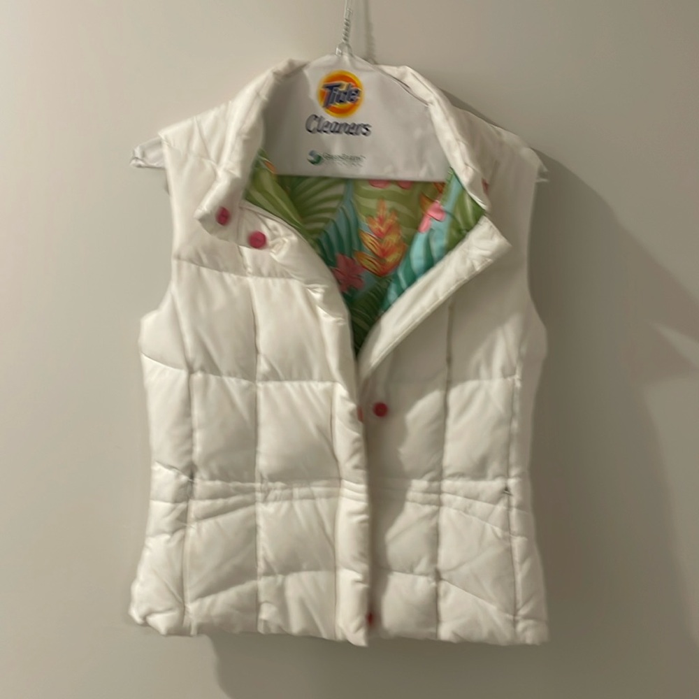 Lilly Pulitzer cream/white Puffer Vest